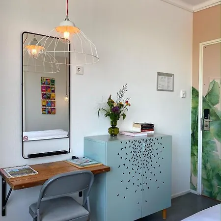 Credible Hotel 3*