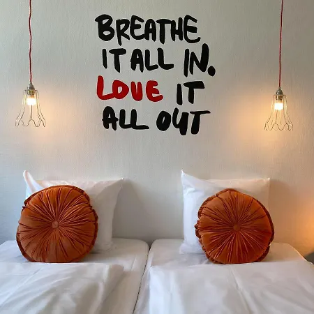 Credible Hotel