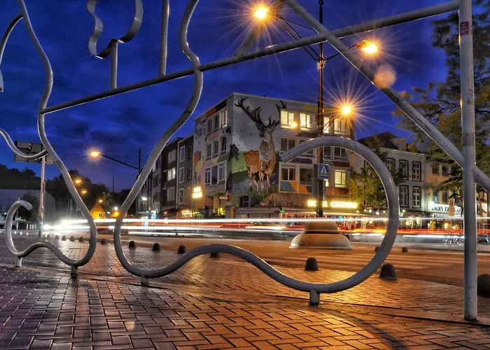 فندق Credible نايميخين